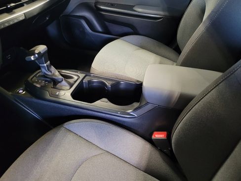 Used 2025 Kia K4 FWD image 26