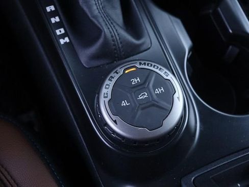 Used 2024 Ford Bronco Outer Banks AWD/4WD image 21