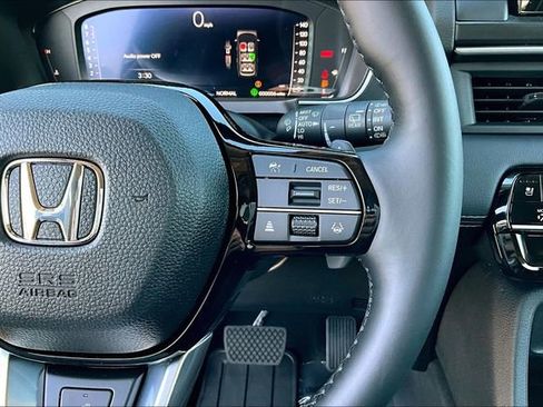 New 2025 Honda Pilot Elite image 17