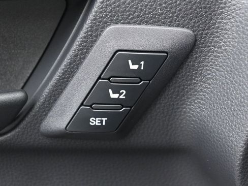 Certified 2026 Toyota 4Runner TRD Off-Road Premium AWD/4WD image 14