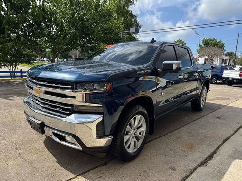Used 2019 Chevrolet Silverado 1500 LTZ w/ LTZ Texas Edition image 3