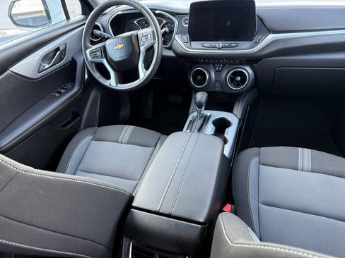 Used 2023 Chevrolet Blazer LT image 14