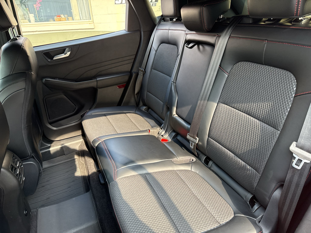 Used 2024 Ford Escape ST-Line Select w/ Tech Pack #1 AWD/4WD image 26