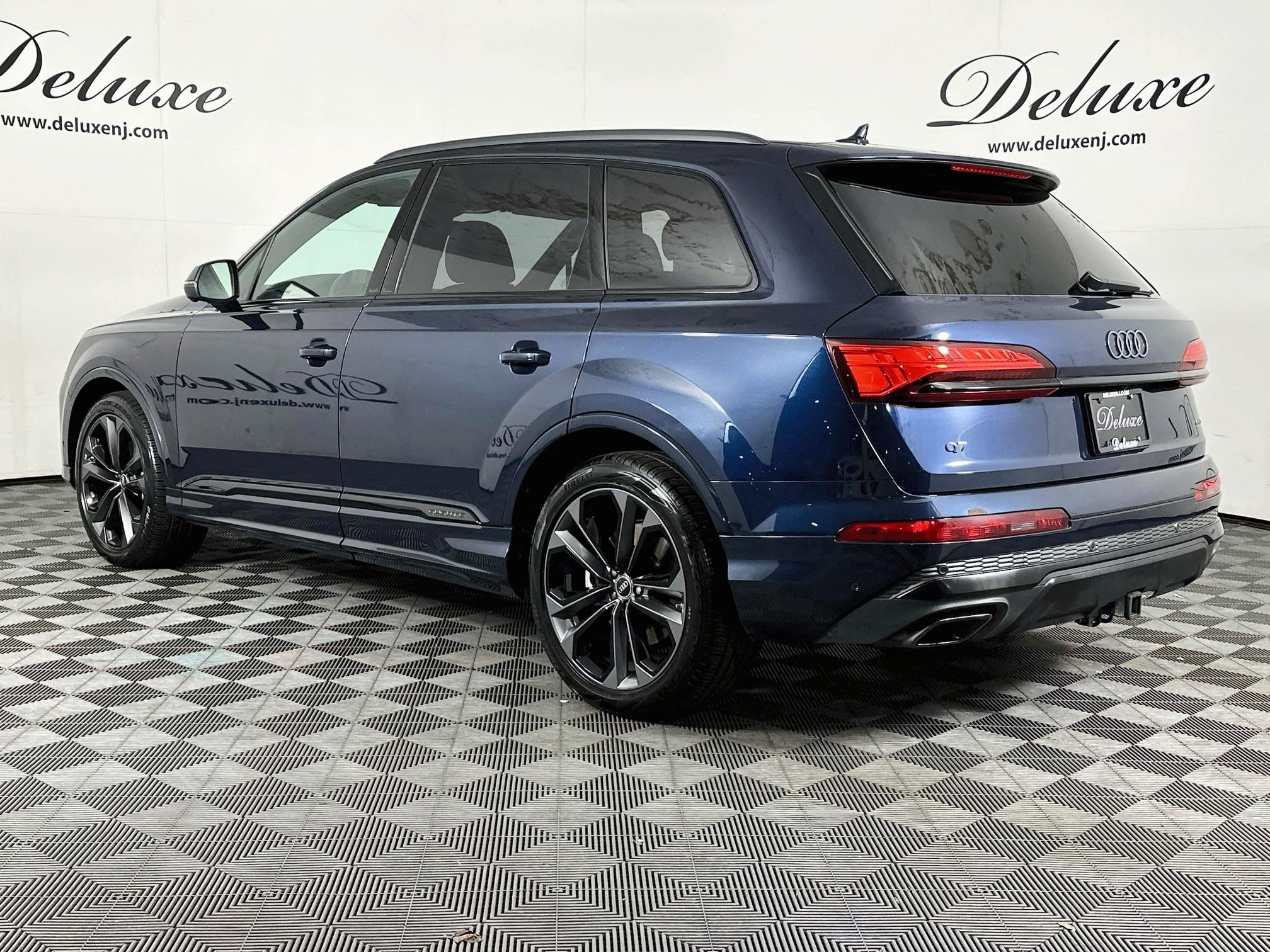 Used 2025 Audi Q7 3.0T Prestige AWD/4WD image 4