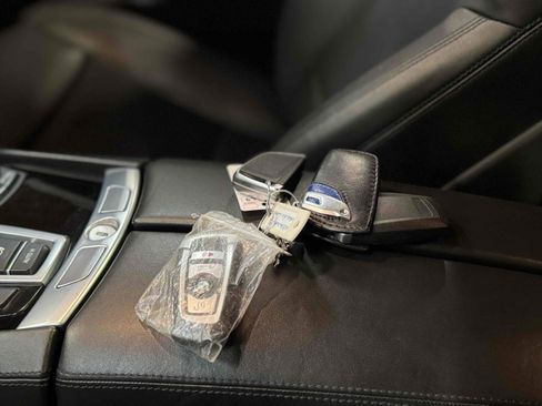 Used 2013 BMW ALPINA B7 image 23