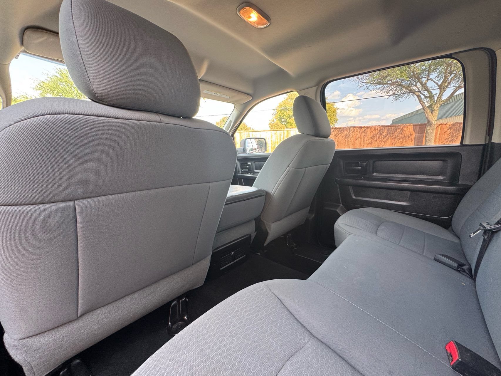 Used 2014 RAM 1500 Express RWD image 26