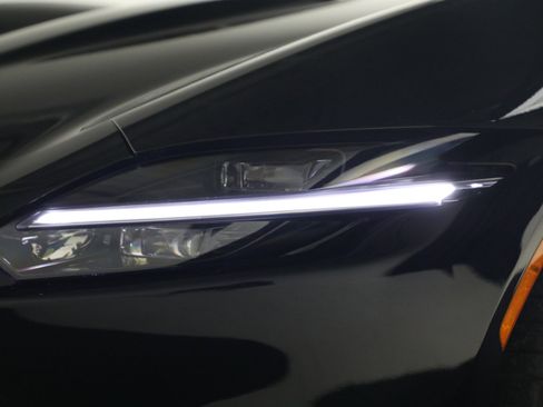 Certified 2025 Ferrari Roma Spider image 33