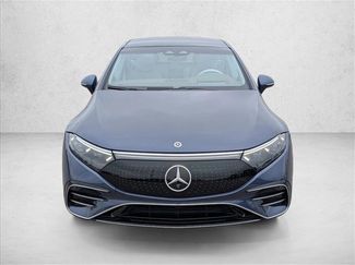 Used 2022 Mercedes-Benz EQS 580 4MATIC Sedan video 2