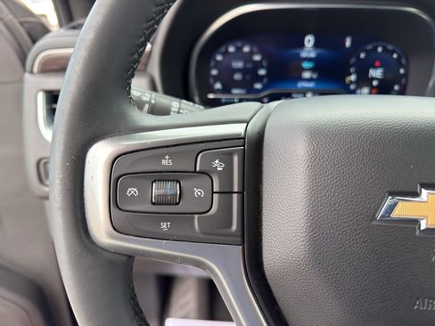 Used 2024 Chevrolet Suburban LT image 22