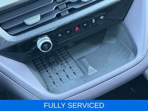 Used 2025 Ford Explorer Platinum w/ LUX Leather Package image 28