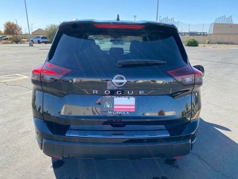 New 2026 Nissan Rogue SV w/ SV Premium Package image 5