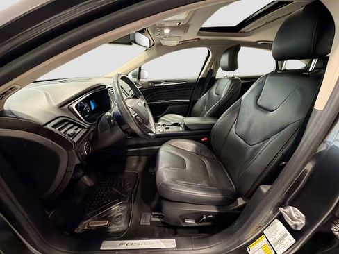 Used 2019 Ford Fusion Energi Titanium image 19