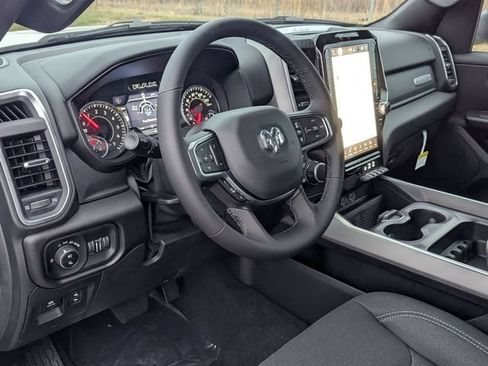 New 2025 RAM 1500 Big Horn AWD/4WD image 10