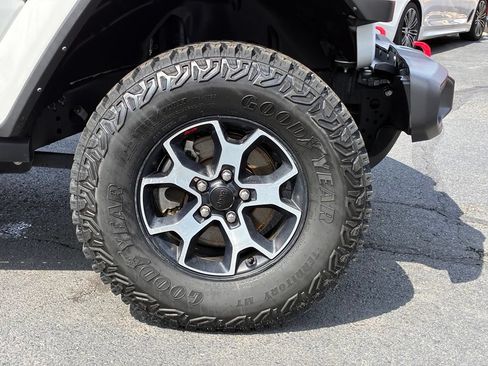 Used 2022 Jeep Wrangler Unlimited Rubicon AWD/4WD image 52