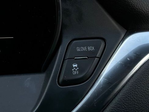 Used 2025 Chevrolet Blazer LT FWD image 32
