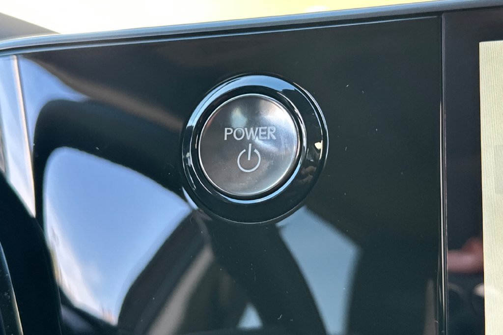 Used 2026 Lexus NX 350h AWD w/ Accessory Package (Z1) image 25