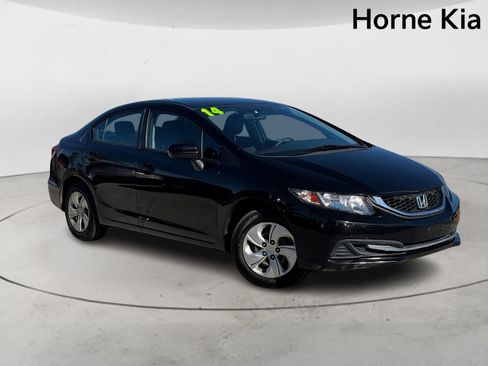 Used 2014 Honda Civic LX image 2