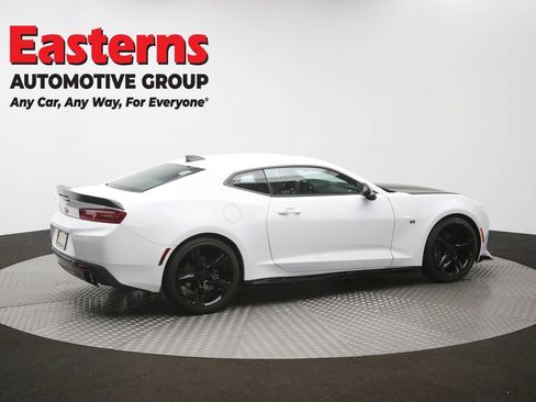 Used 2018 Chevrolet Camaro LT RWD image 40