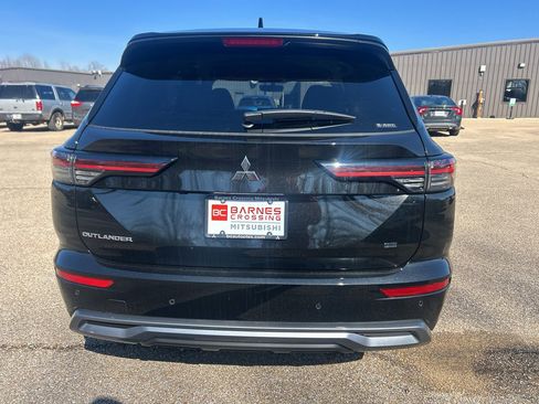 New 2026 Mitsubishi Outlander SE AWD/4WD image 5
