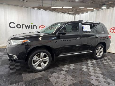 Used 2013 Toyota Highlander Limited AWD/4WD image 4