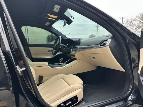 Used 2021 BMW 330i Sedan w/ Convenience Package image 32