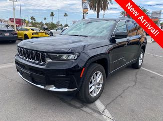 Used 2022 Jeep Grand Cherokee L Laredo w/ Luxury Tech Group I RWD video 1