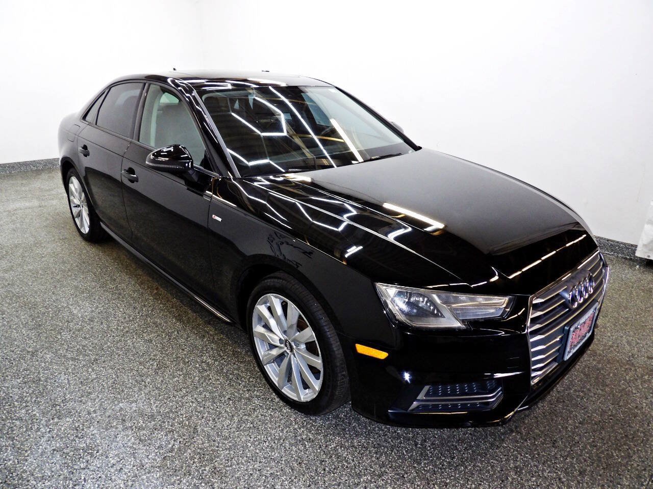 Used 2018 Audi A4 2.0T Ultra Premium w/ Convenience Package FWD image 3