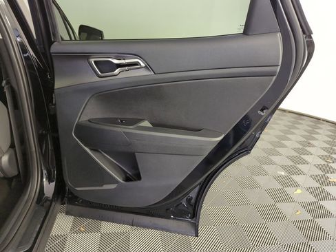 New 2026 Kia Sportage LX image 30