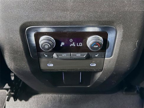 Used 2022 GMC Yukon AT4 AWD/4WD image 29