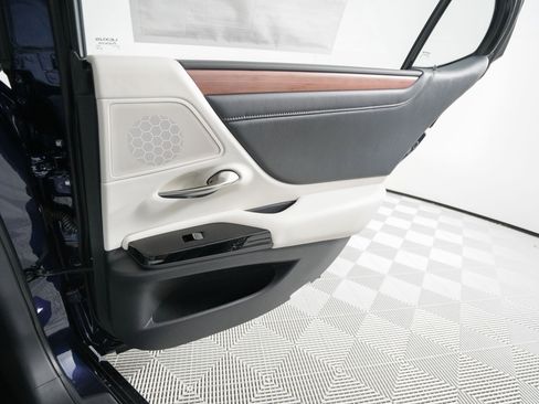 New 2025 Lexus ES 350 w/ Premium Package image 15