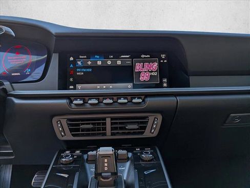 Used 2025 Porsche 911 Carrera image 13