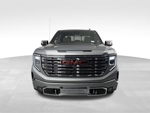 Used 2023 GMC Sierra 1500 Denali AWD/4WD image 5