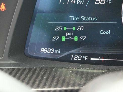 Used 2021 Chevrolet Corvette Stingray Premium Conv w/ Z51 Performance Package image 26