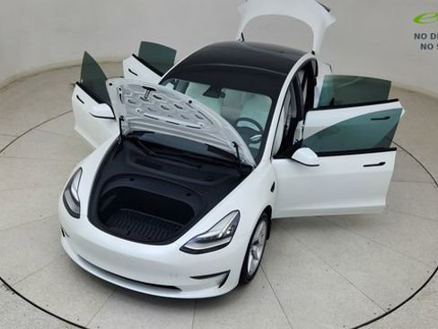 Used 2022 Tesla Model 3 Long Range AWD/4WD image 84