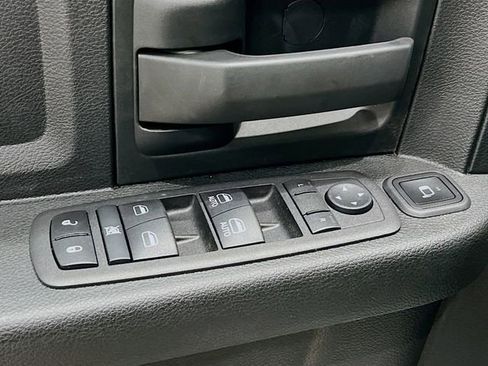 New 2024 RAM 2500 Tradesman w/ Chrome Appearance Group AWD/4WD image 17
