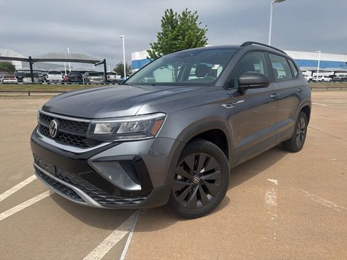 Used 2022 Volkswagen Taos S w/ IQ Drive S Package FWD image 1