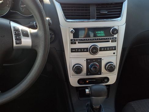 Used 2008 Chevrolet Malibu LT w/ Power Convenience Package FWD image 4