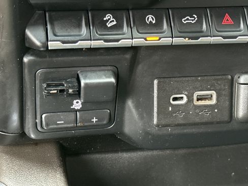 Used 2019 Chevrolet Silverado 1500 RST w/ All-Star Edition image 6