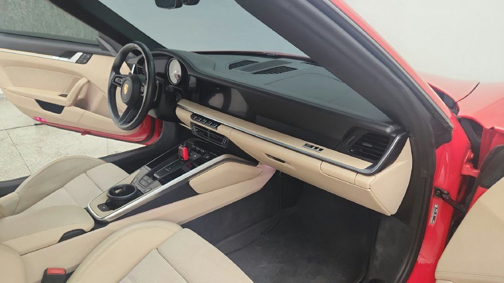 Used 2022 Porsche 911 Carrera S RWD image 41