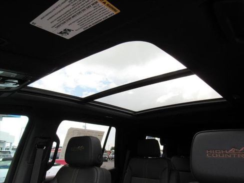 New 2026 Chevrolet Tahoe High Country image 27