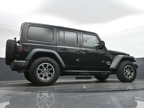 Used 2018 Jeep Wrangler Unlimited Sport S AWD/4WD image 37