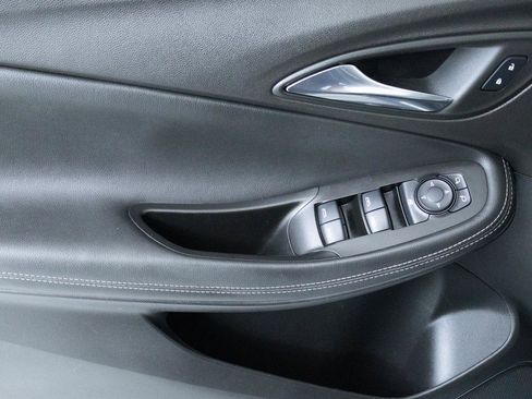 Certified 2023 Buick Encore GX Select FWD image 25