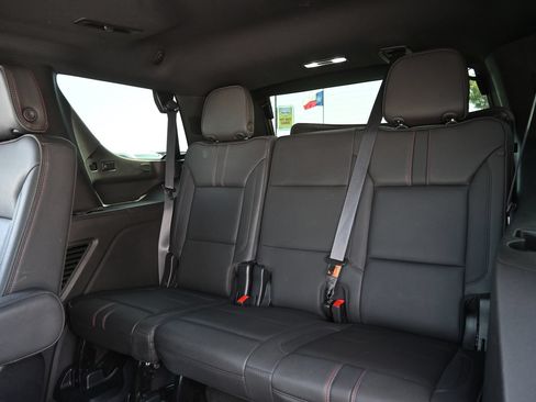 Used 2024 Chevrolet Tahoe RST w/ Luxury Package RWD image 21