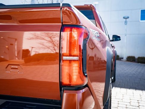 Used 2025 Toyota Tacoma TRD Off-Road w/ TRD Off Road Upgrade Package image 9