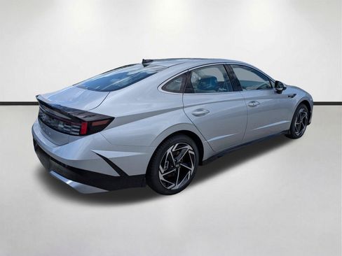 New 2026 Hyundai Sonata SEL FWD image 4