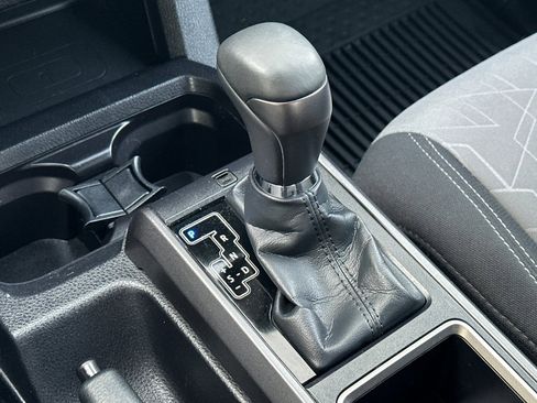 Certified 2023 Toyota Tacoma TRD Off-Road image 19