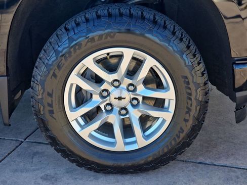 Used 2021 Chevrolet Silverado 1500 RST image 38