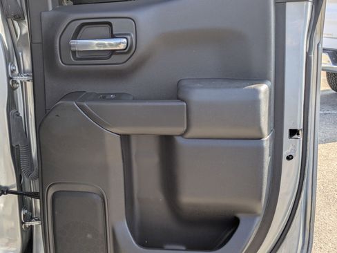 Certified 2024 Chevrolet Silverado 1500 Custom image 24