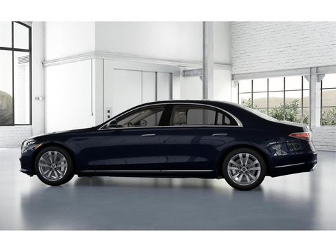 Certified 2022 Mercedes-Benz S 500 4MATIC image 33
