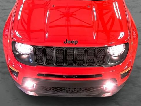 Used 2022 Jeep Renegade Altitude w/ Convenience Group AWD/4WD image 17